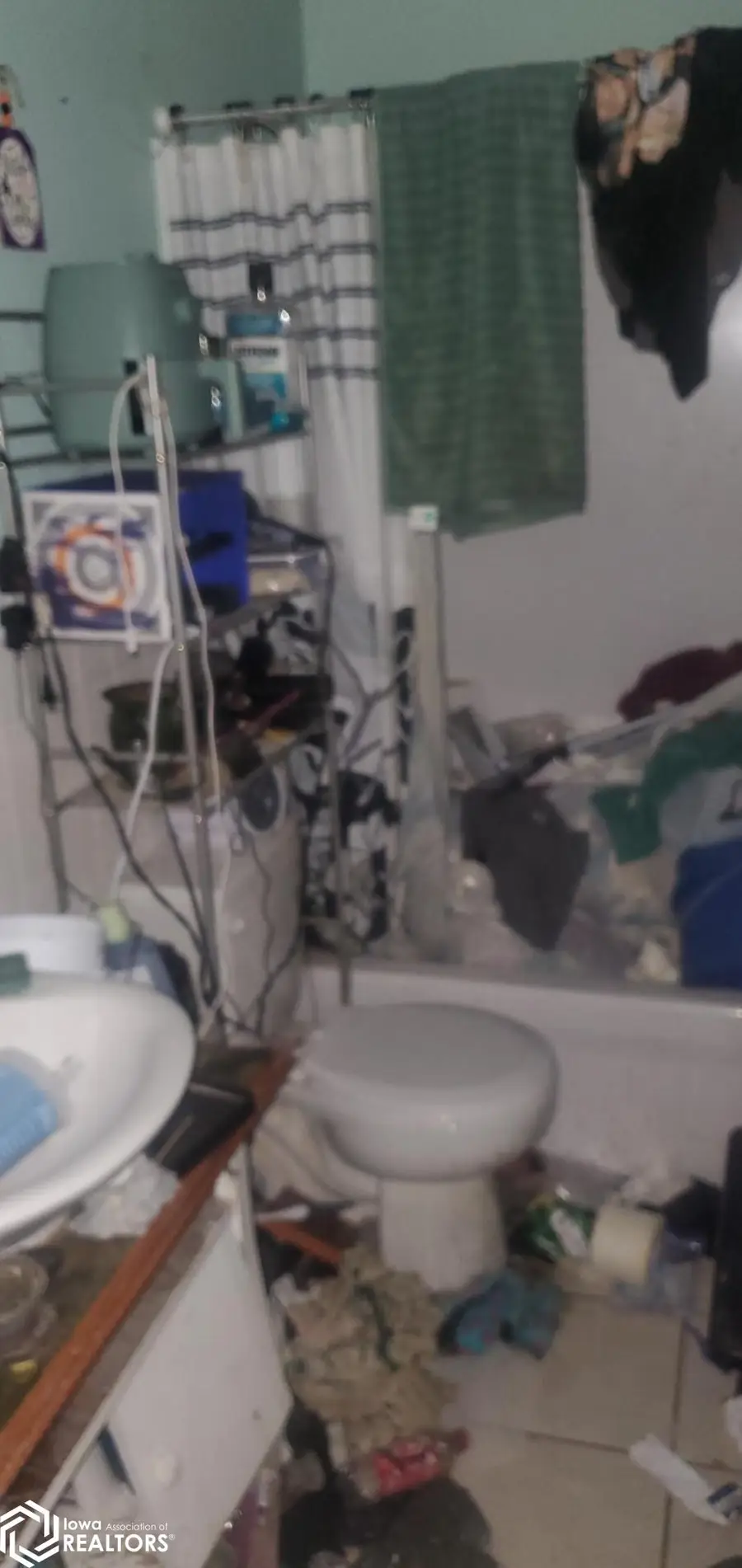 107 S 6th Street, Marshalltown, IA 50158 - #3