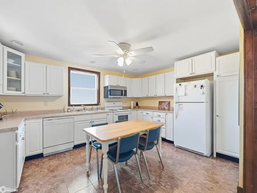 899 Wright Avenue, Dows, IA 50071 - #2