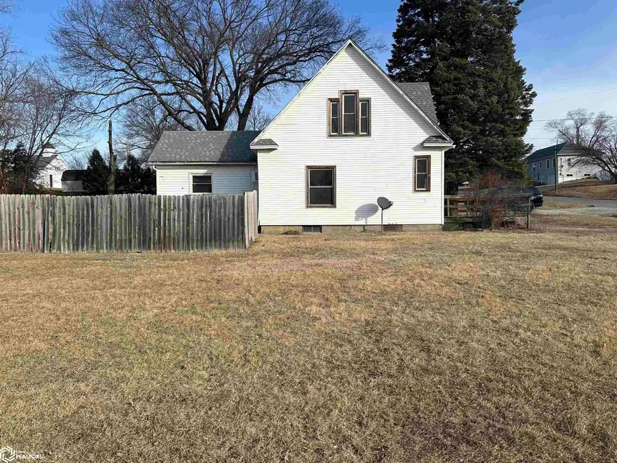 1701 Court Avenue, Chariton, IA 50049 - #3