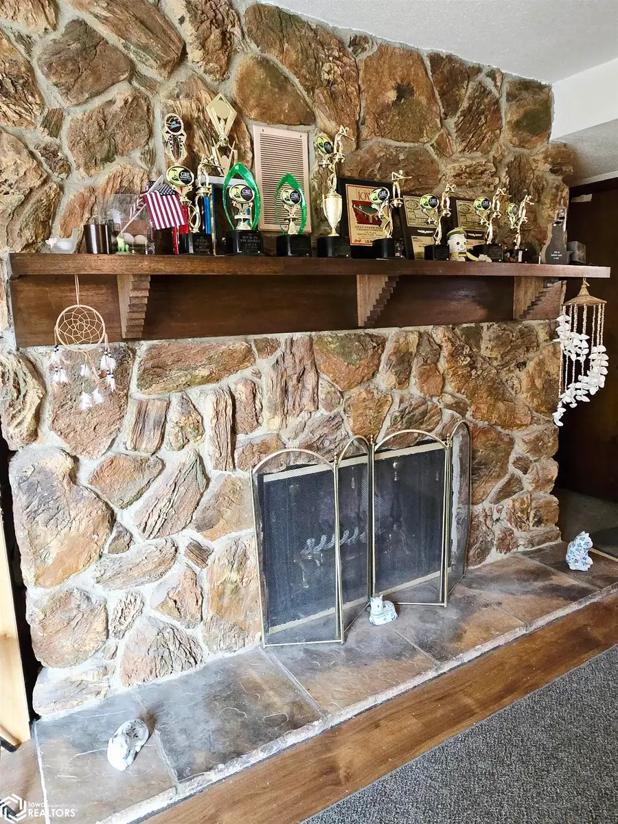 813 Randall Lane, Burlington, IA 52601 - #3