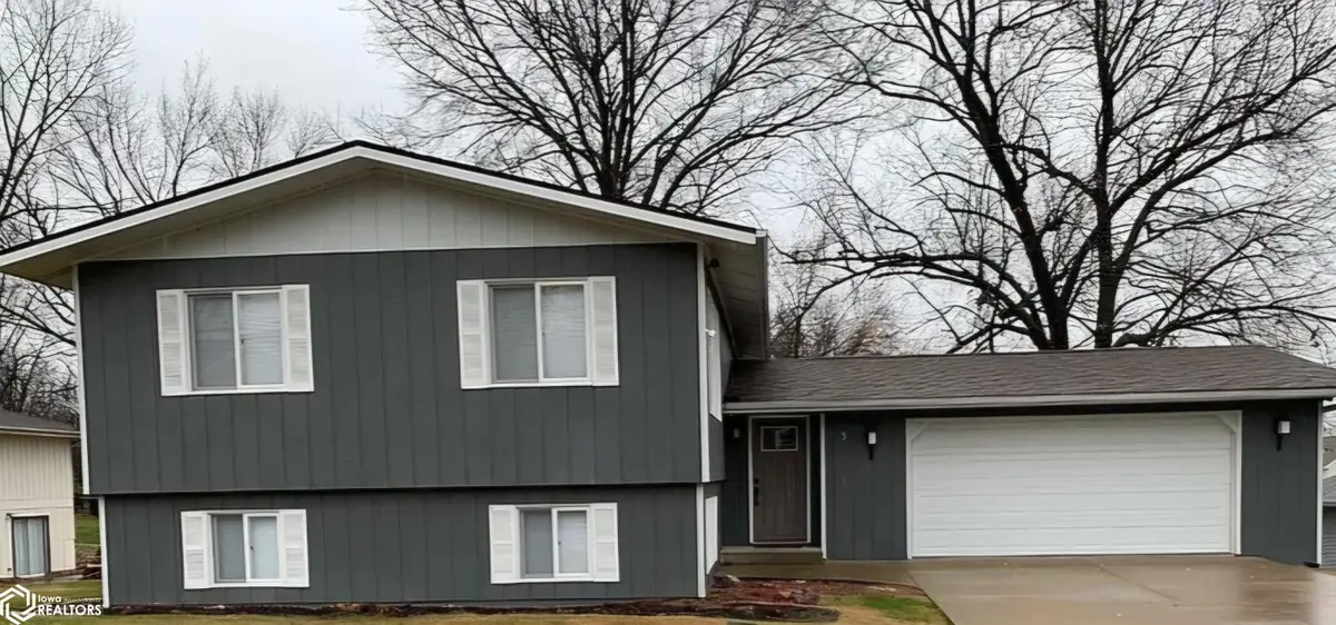 3 Sussex Place, Ottumwa, IA 52501 - #1