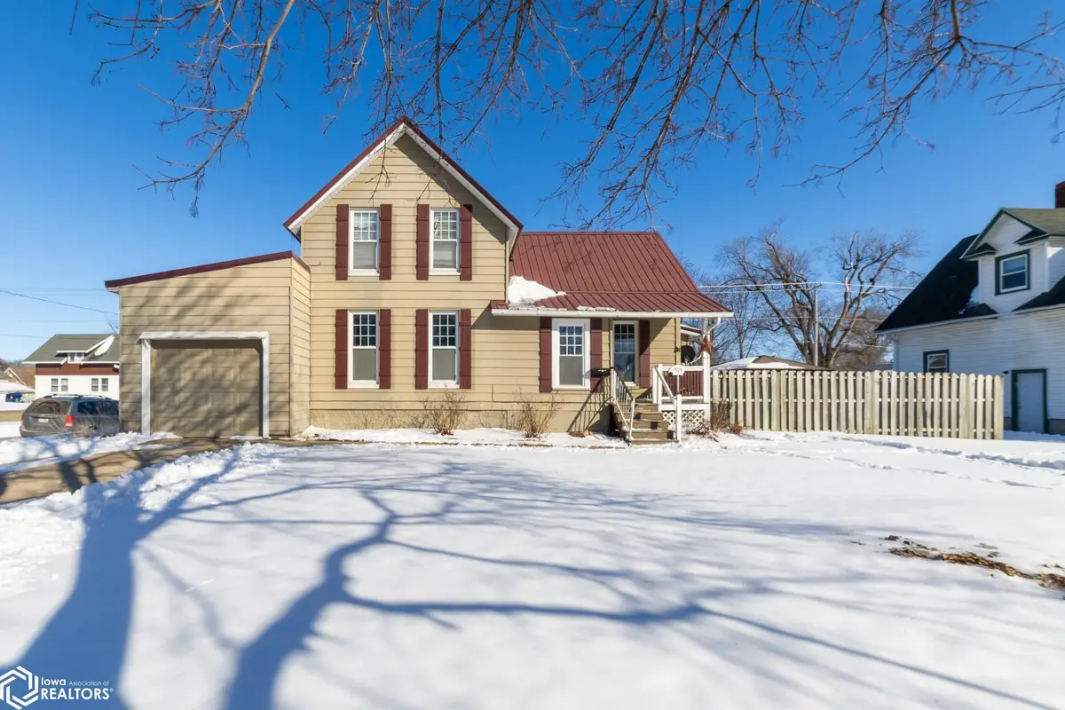 1924 1st Ave, Perry, IA 50220 - #1