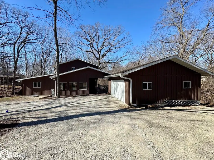 11738 Greenwood Drive, Burlington, IA 52601 - #3