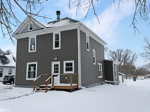 614 1st Street, Traer, IA 50675