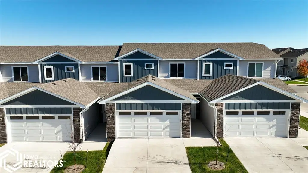 209 NW Waverly Drive, Waukee, IA 50263 - #1