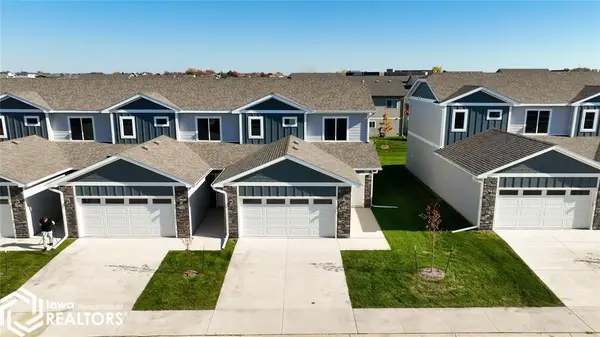 243 NW Waverly Drive, Waukee, IA 50263