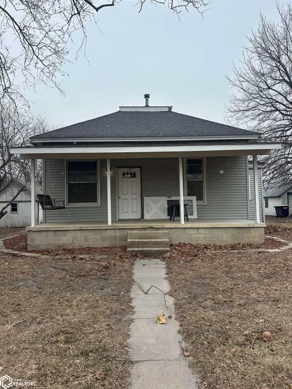 844 Franklin Street, Wapello, IA 52653