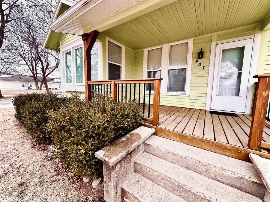 507 E Dallas St, Montezuma, IA 50171 - #3