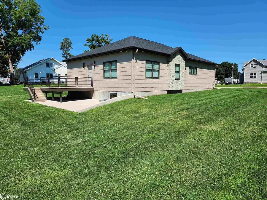 506 E Liberty Street, Montezuma, IA 50171 - #2