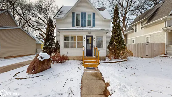 109 S 9th Street, Clear Lake, IA 50428