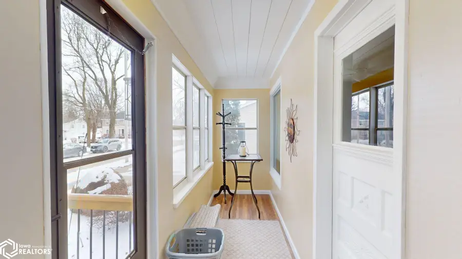 109 S 9th Street, Clear Lake, IA 50428 - #2