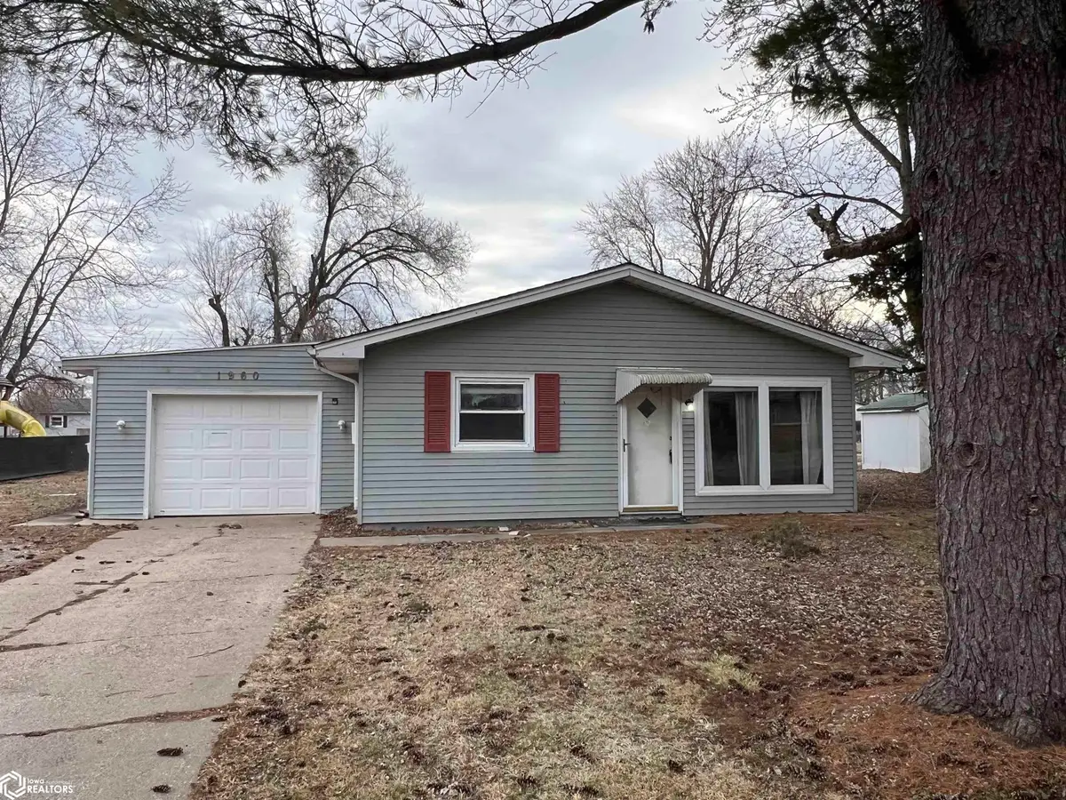 1960 Oakcrest Drive, Hamilton, IL 62341 - #1