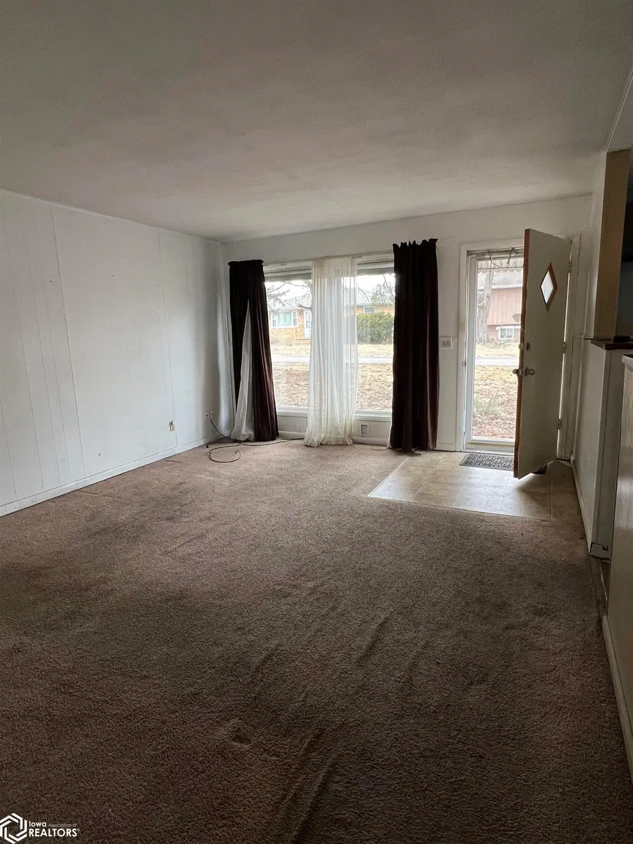 1960 Oakcrest Drive, Hamilton, IL 62341 - #3