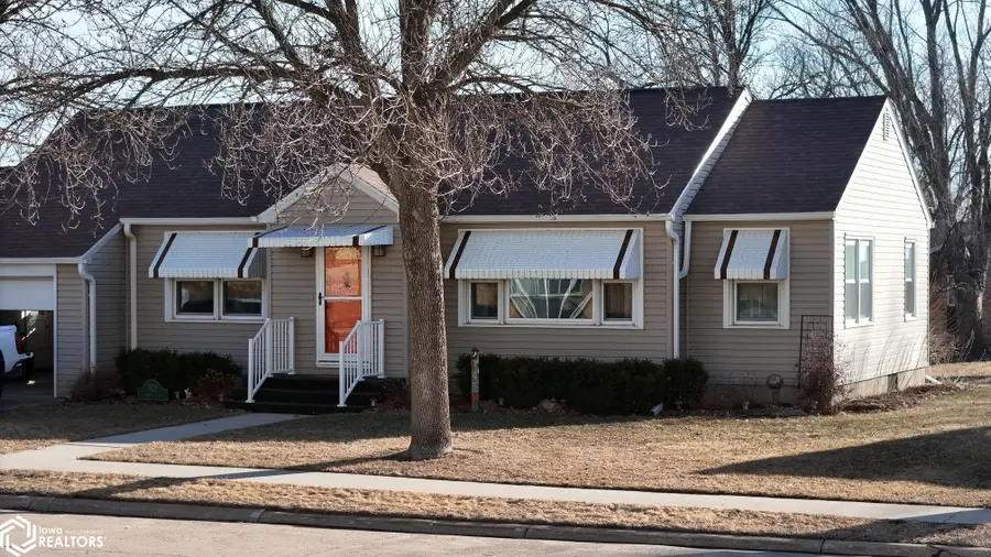 302 S Clay Street, Bancroft, IA 50517 - #3