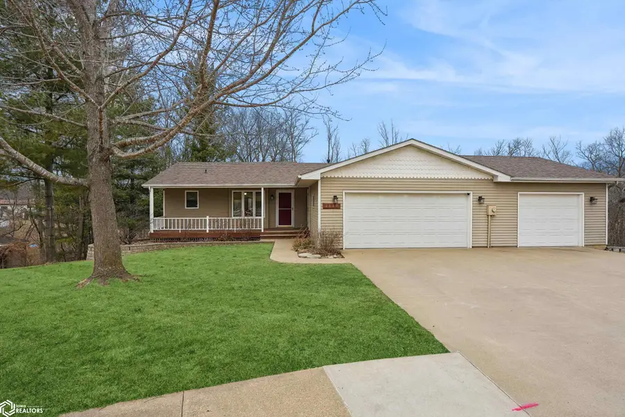 1419 Sunrise Drive, Knoxville, IA 50138 - #2
