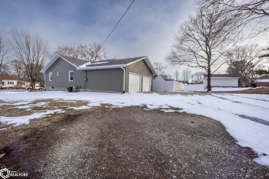 1611 Main Street, Hamburg, IA 51640 - #3