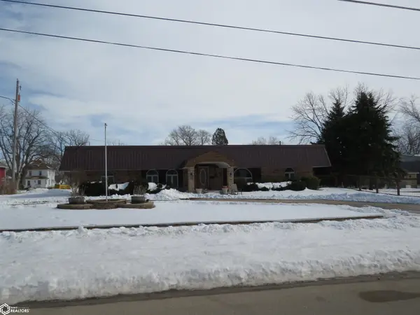 404 SW 5th Sw, Hampton, IA 50441