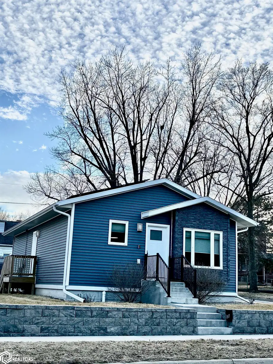 236 Avenue E, Fort Madison, IA 52627 - #2