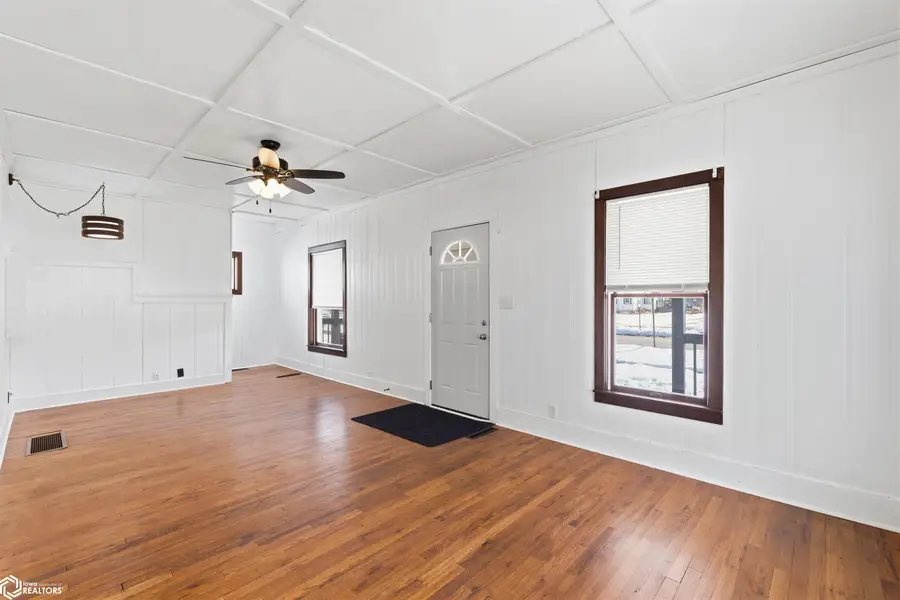 1605 Summit Street, Marshalltown, IA 50158 - #3