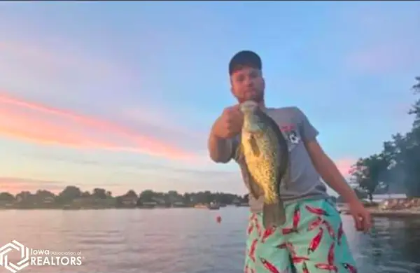 1116 Crestview Drive #2, Ellston, IA 50074