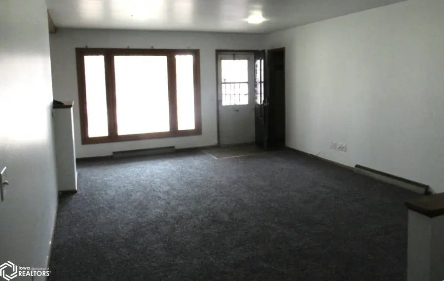 250 State Street, Crystal Lake, IA 50432 - #3