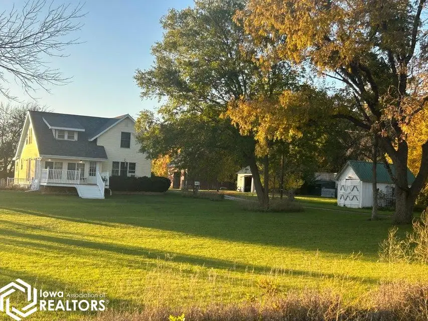 984 P Avenue, Jefferson, IA 50129 - #3