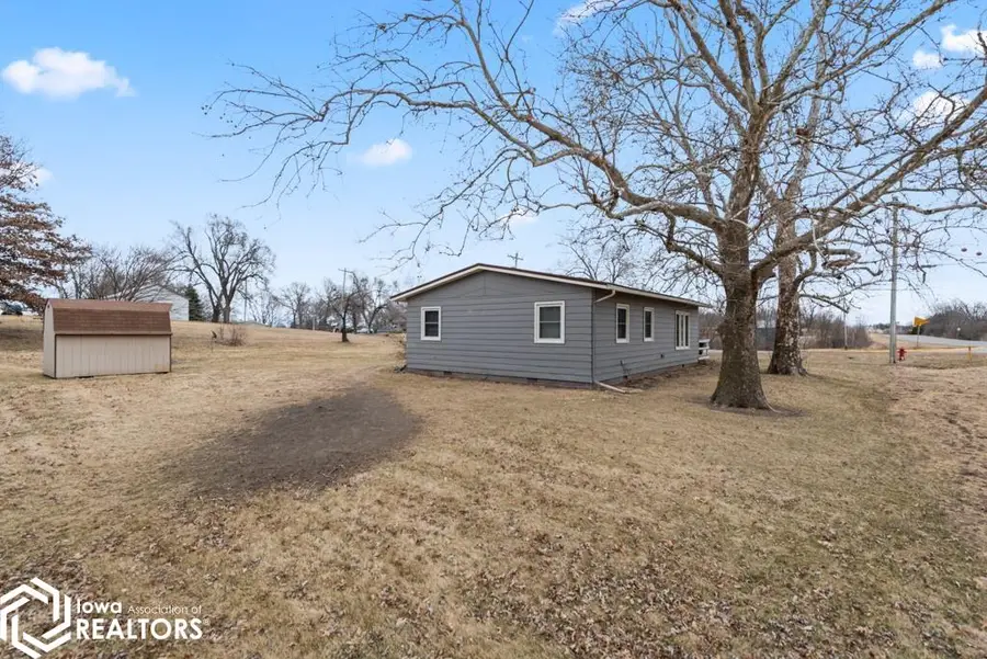 308 Karr Avenue, Bloomfield, IA 52537 - #2