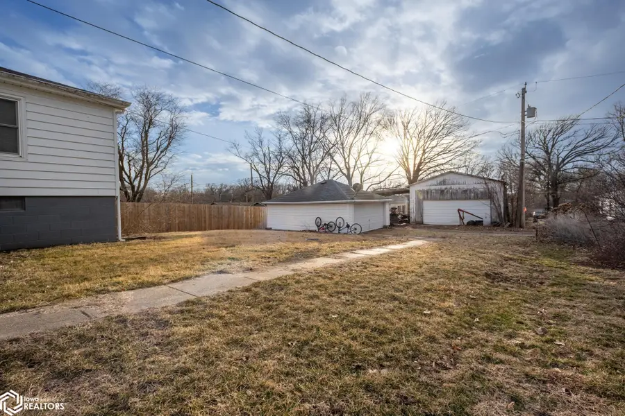 410 East Street, Shenandoah, IA 51601 - #3