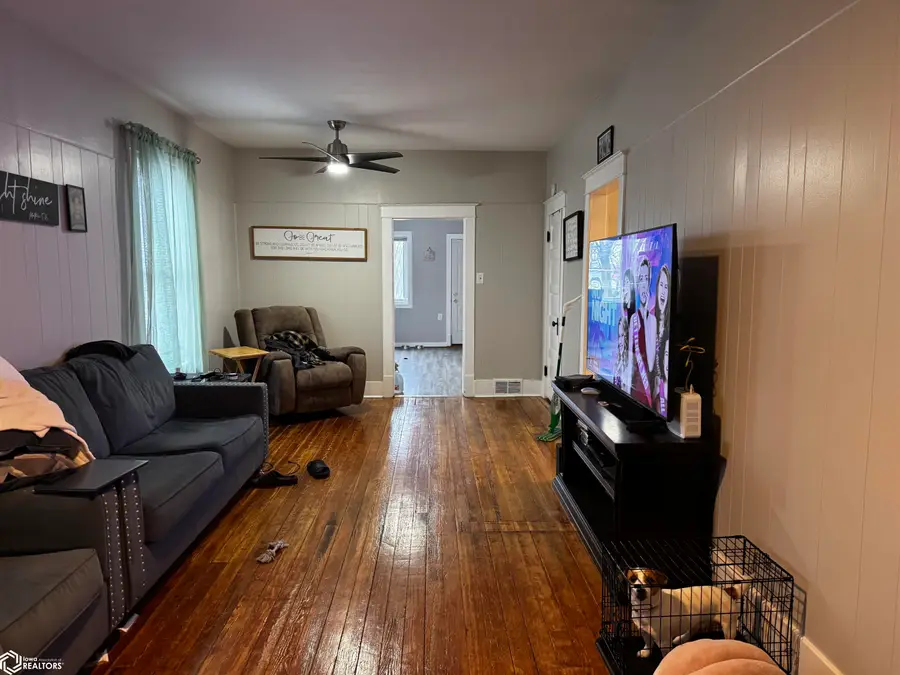 3102 Avenue J, Fort Madison, IA 52627 - #3