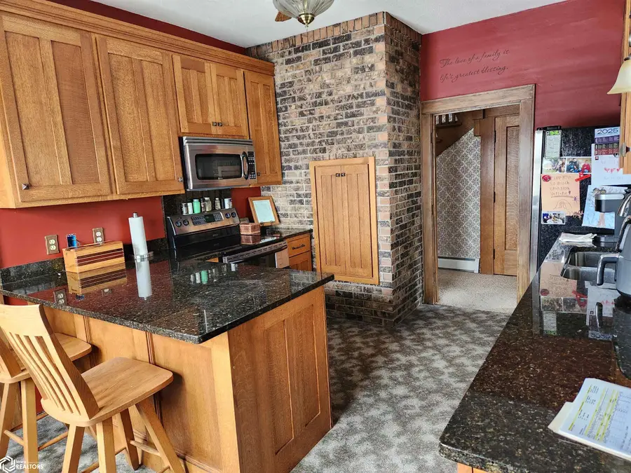 406 E Ross Street, Toledo, IA 52342 - #3