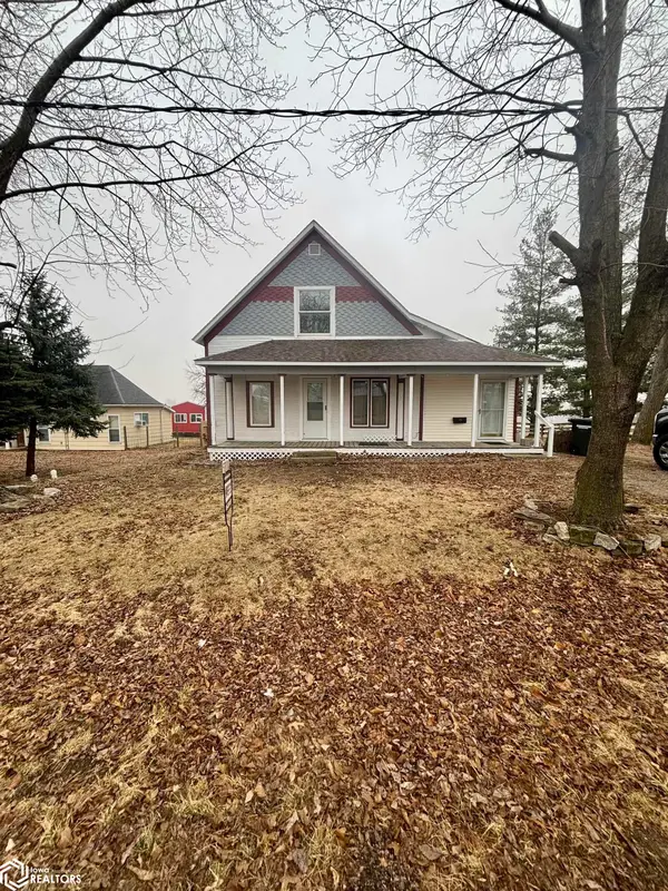 106 W 5th Street, Cantril, IA 52542