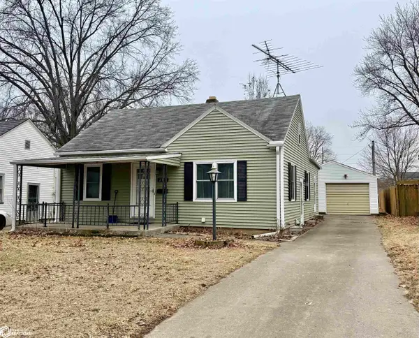 2313 Burlington Avenue, Burlington, IA 52601