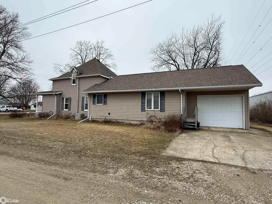 413 SW 2nd Ave, Buffalo Center, IA 50424 - #3
