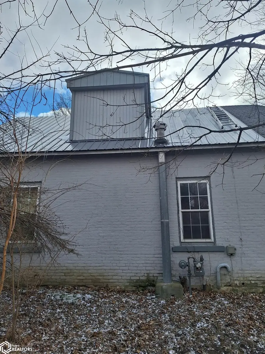 401 N White Street, Mount Pleasant, IA 52641 - #3