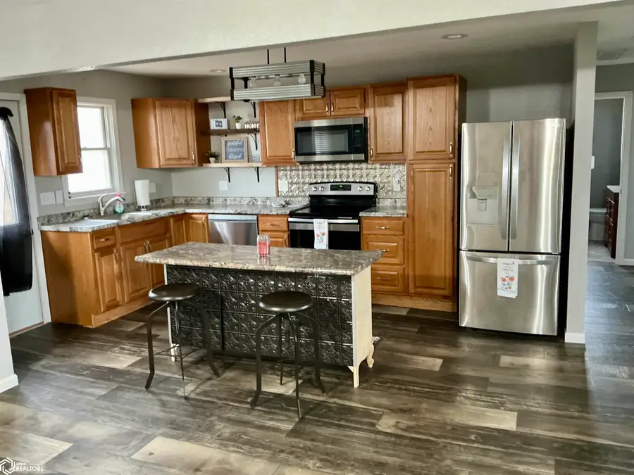 313 W Cottage, Centerville, IA 52544 - #3