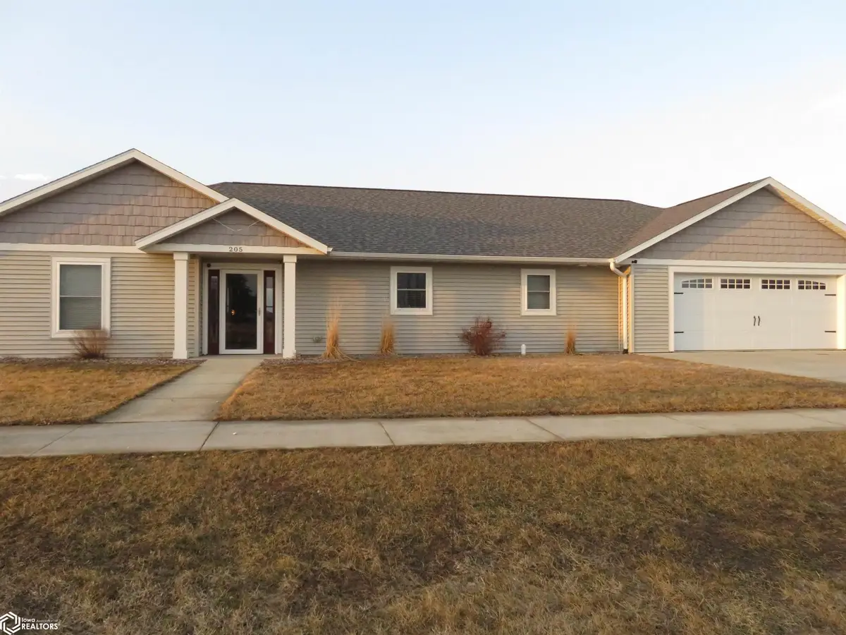 205 White Fox Drive, Clarion, IA 50525 - #1