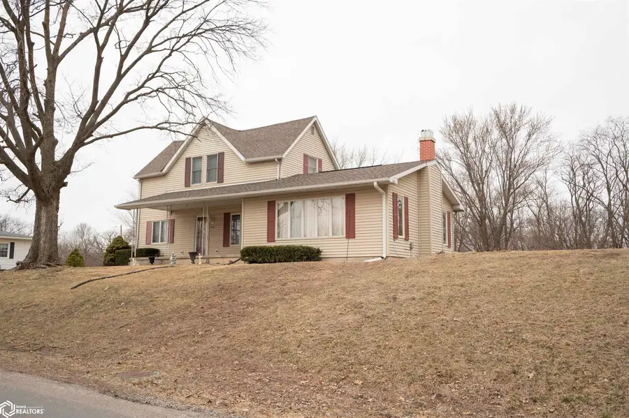 425 Leclaire Street, Warsaw, IL 62379 - #2