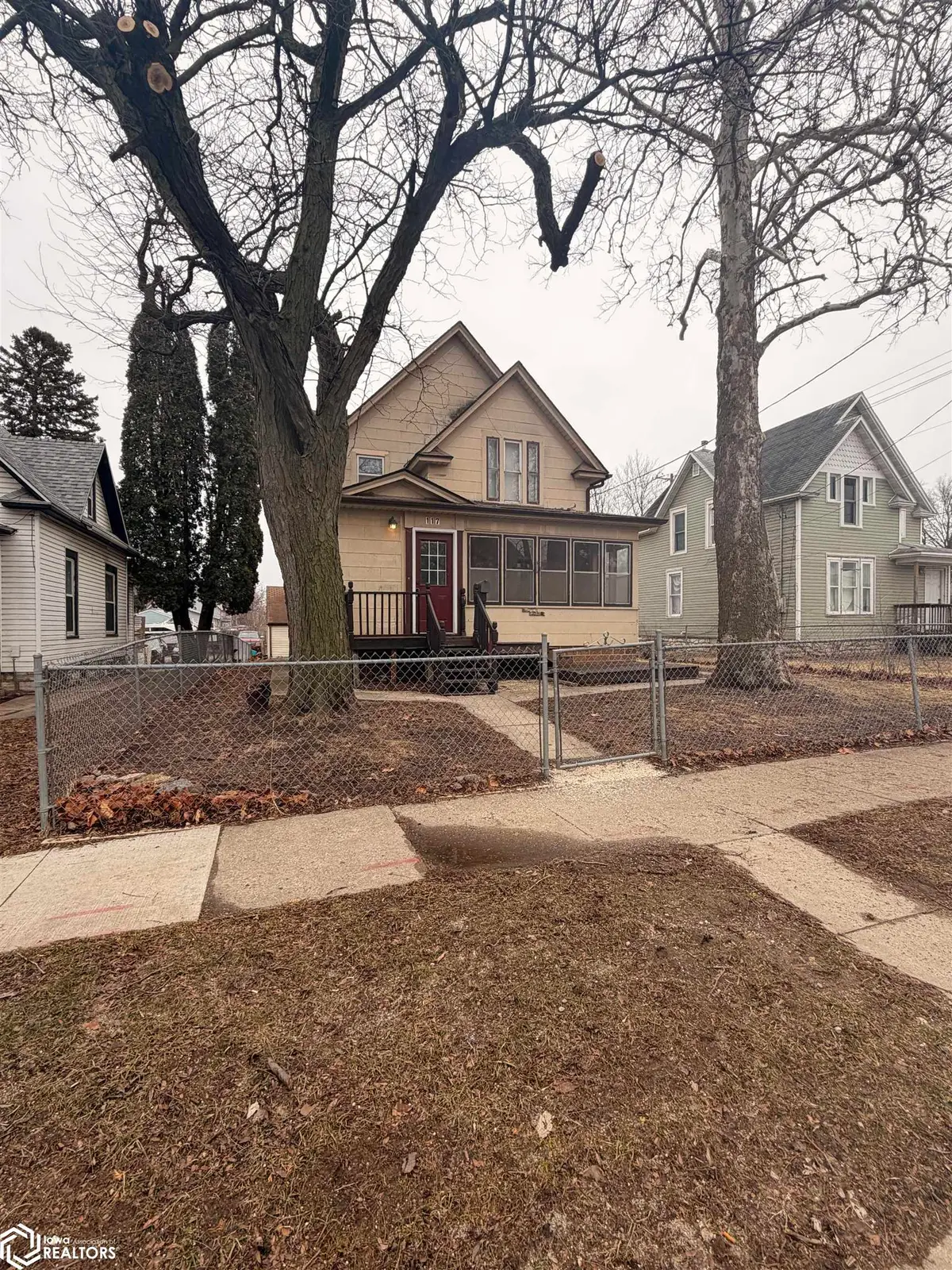 117 S Monroe Avenue, Mason City, IA 50401 - #1