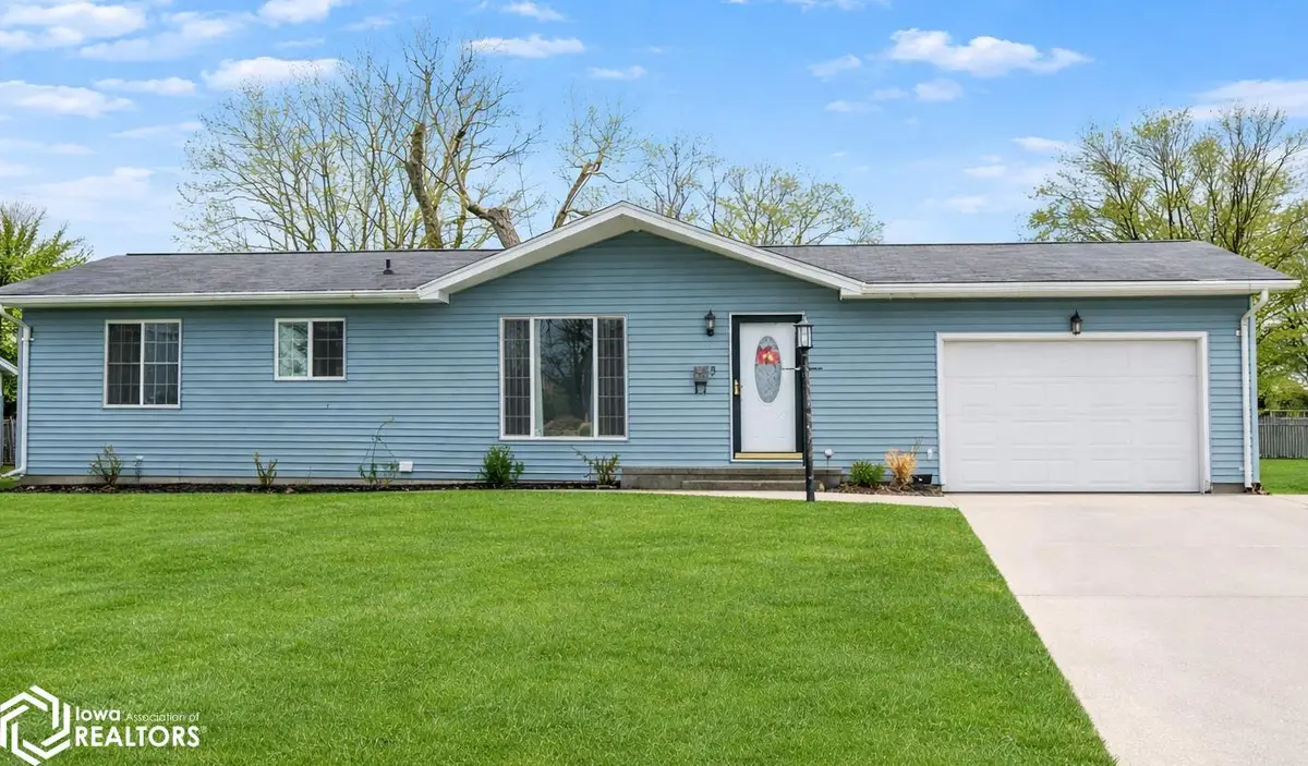 9 Kingsley Drive, Ottumwa, IA 52501 - #1