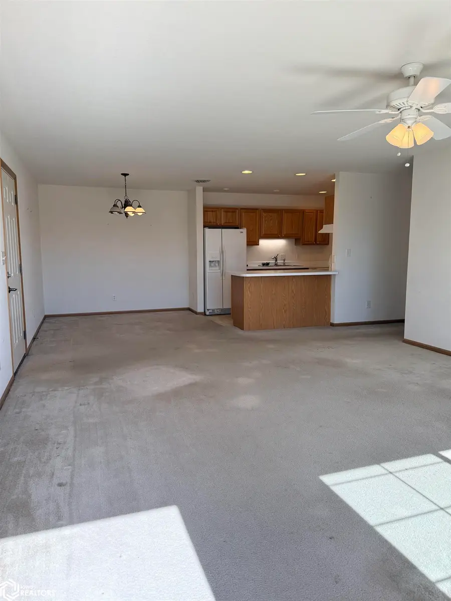 4915 River Valley Road, Fort Madison, IA 52627 - #3