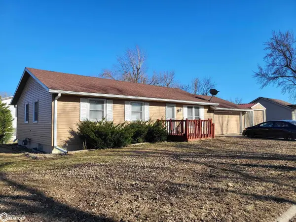 2304 Maple Boulevard, Marshalltown, IA 50158