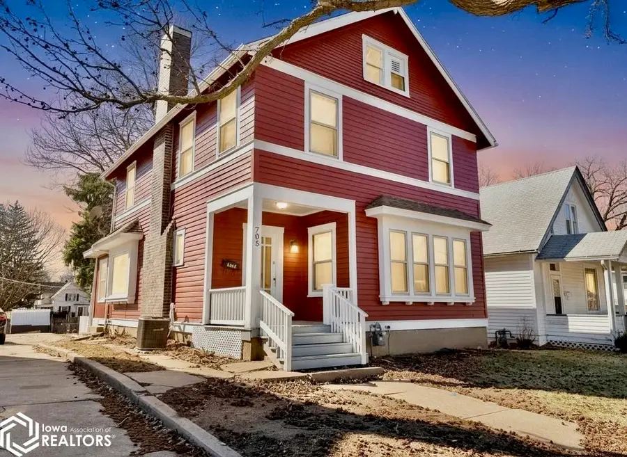 705 S Central Avenue, Burlington, IA 52601 - #2