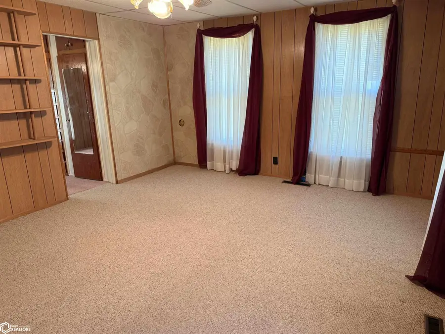 326 N West Street, Carroll, IA 51401 - #2