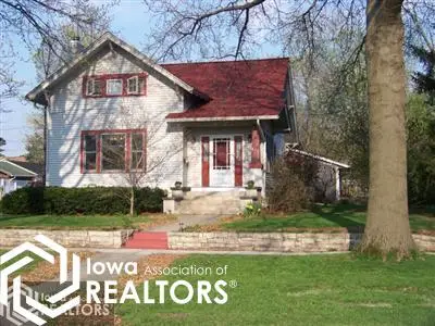 603 N Court Street, Fairfield, IA 52556