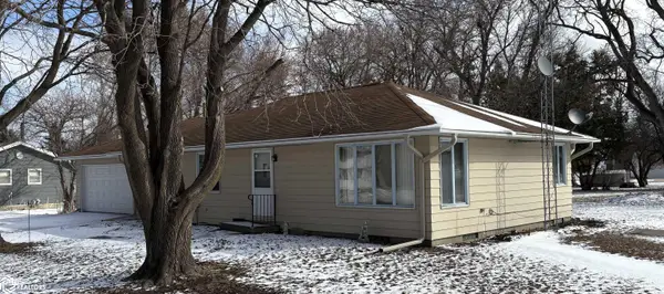 404 Oak Street, Lone Rock, IA 50559