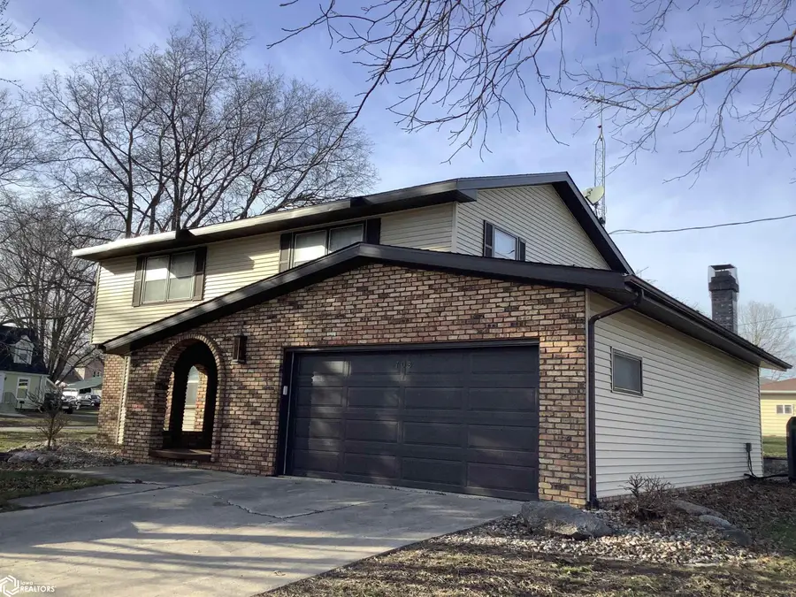 708 3rd Avenue Se, Hampton, IA 50441 - #2