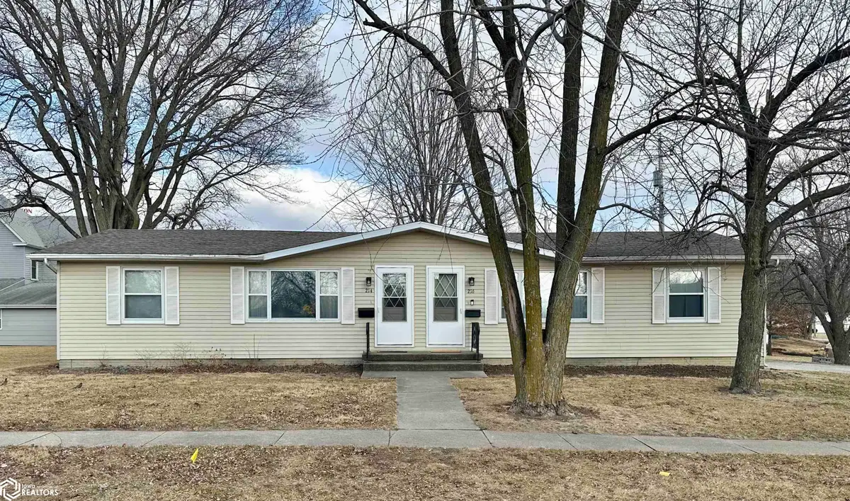 216 S 12th Street, Chariton, IA 50049 - #1