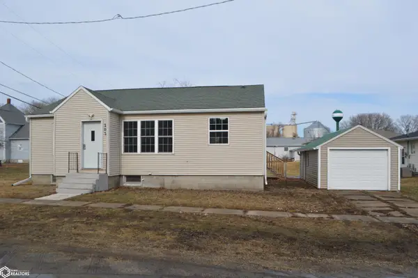 203 1st Avenue W, Swea City, IA 50590