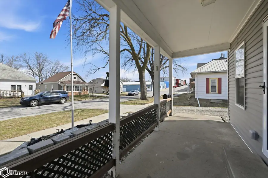 807 Market Street, Harlan, IA 51537 - #3