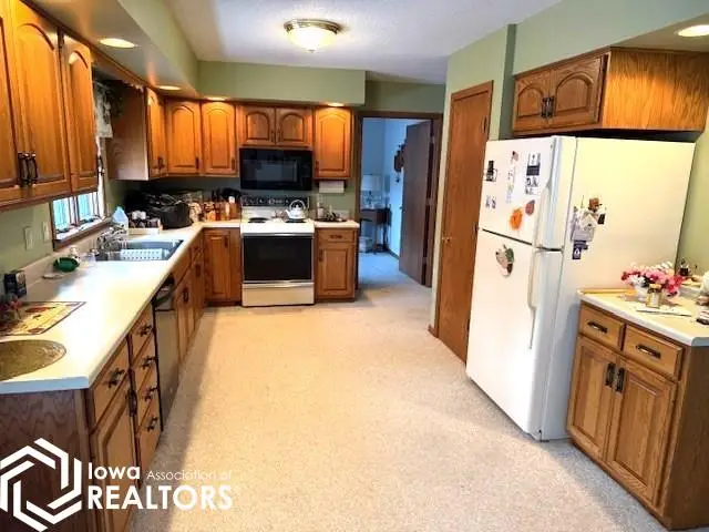 803 6th Street, Burt, IA 50522 - #2